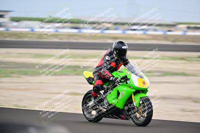 media/Apr-18-2025-TrackDaz (Fri) [[45f5874c44]]/A Group/Session 4 (Turns 5 and 6 - Inside)/